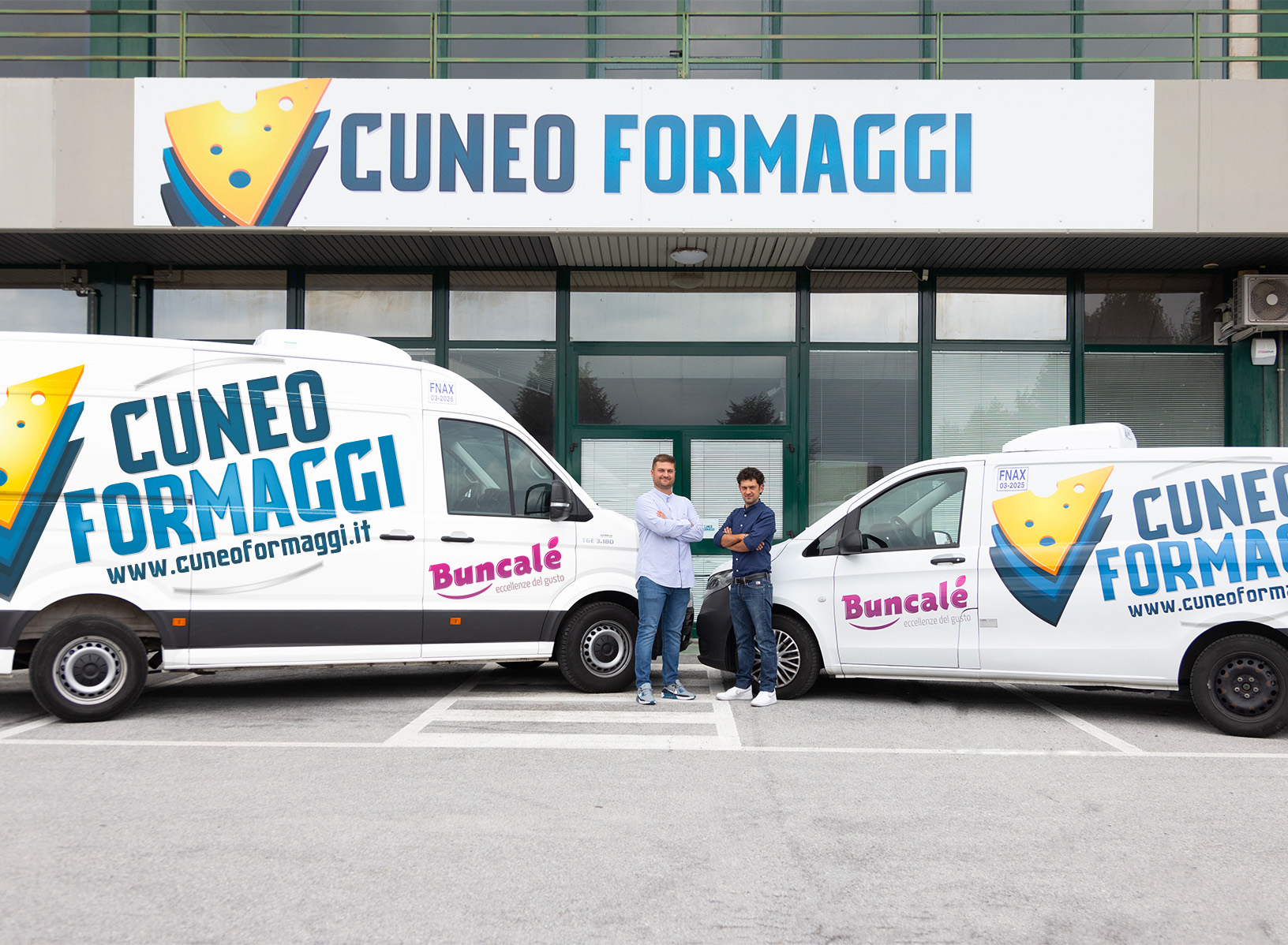 Cuneo Formaggi furgoni entrata